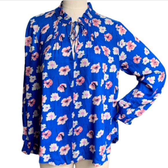 Lucky Brand Floral V-Neck/Tie-Neck Top Slit Shoulder Sz M Blue Pink 52G - Picture 8 of 12